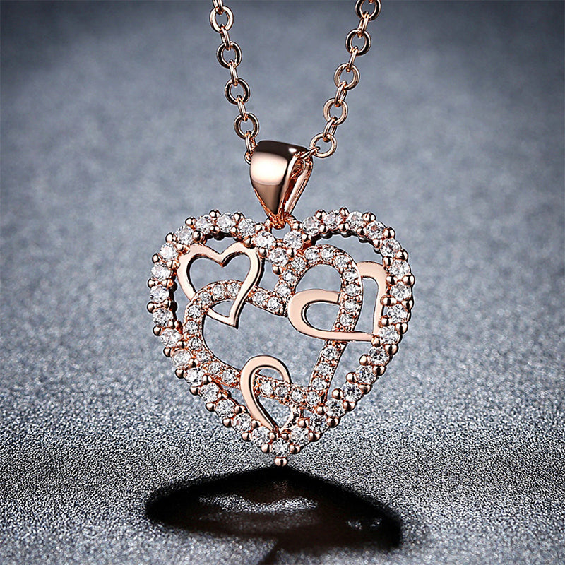 Collier cœurs entrelacés