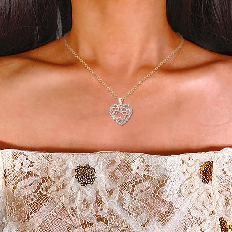 Collier cœurs entrelacés