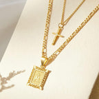 Collier initiale plaqué or 14k + Collier croix offert