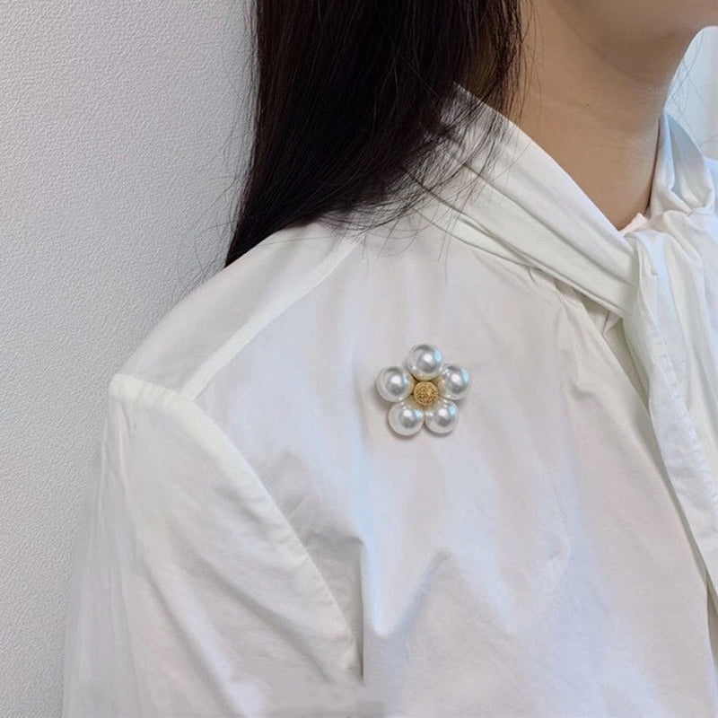 Broche Amherst