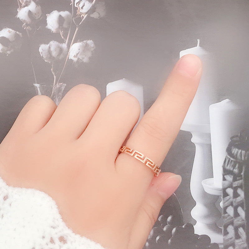 Bague géométrique tendance pour femme
