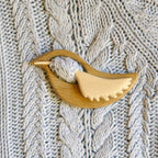 Broche en bois en forme d'animal
