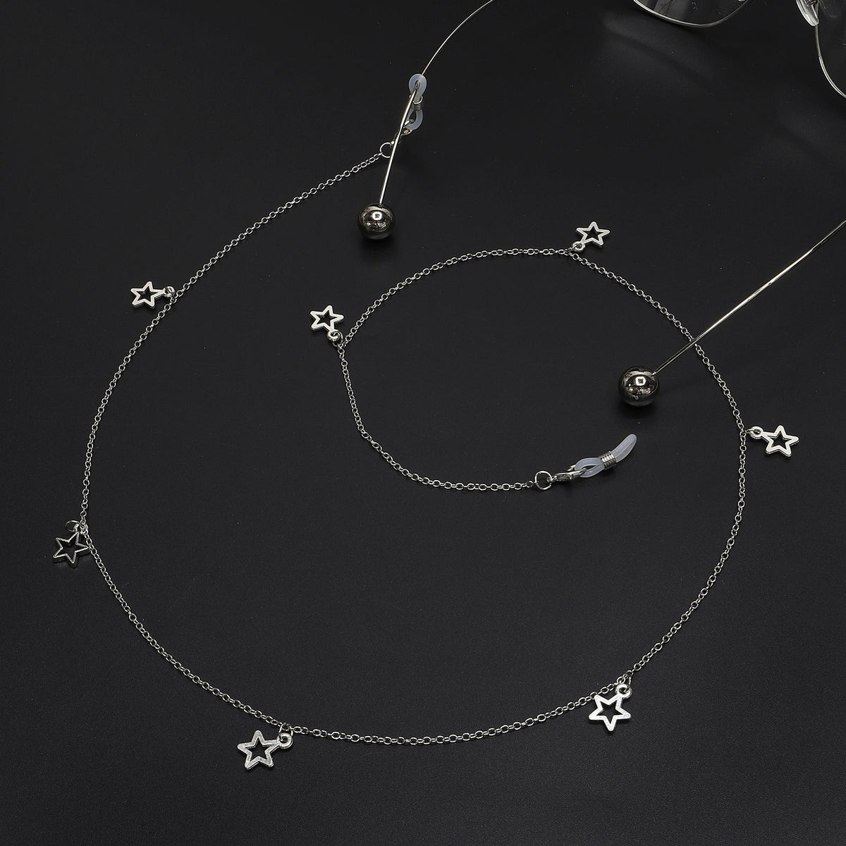 Chaîne de lunettes aux accents étoilés