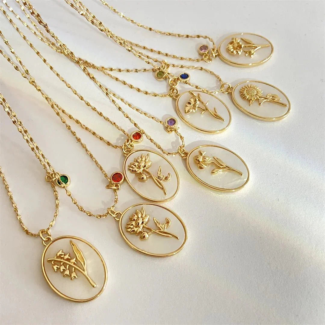 Collier délicat fleur et pierre de naissance en or 14k