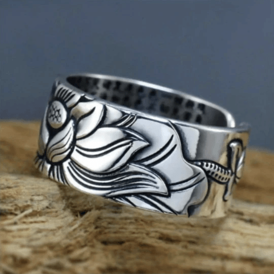 Bague motif lotus pensées positives