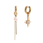 Boucles d'oreilles créoles asymétriques en perles et diamants plaqué or 18k