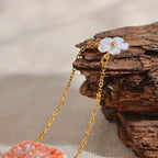 Collier délicat fleur blanche plaqué or 18k