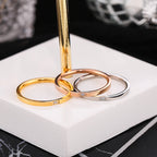 Bague pour femme minimaliste avec zircon