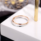 Bague élégante pour femme au design facetté