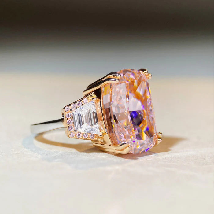 Bague trois pierres taille brillant rose