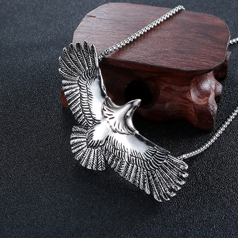 Collier aigle en acier inoxydable