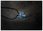 Collier tête de loup nordique