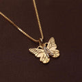 Collier lettre A et papillon