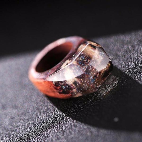 Bague en résine Snow Falling