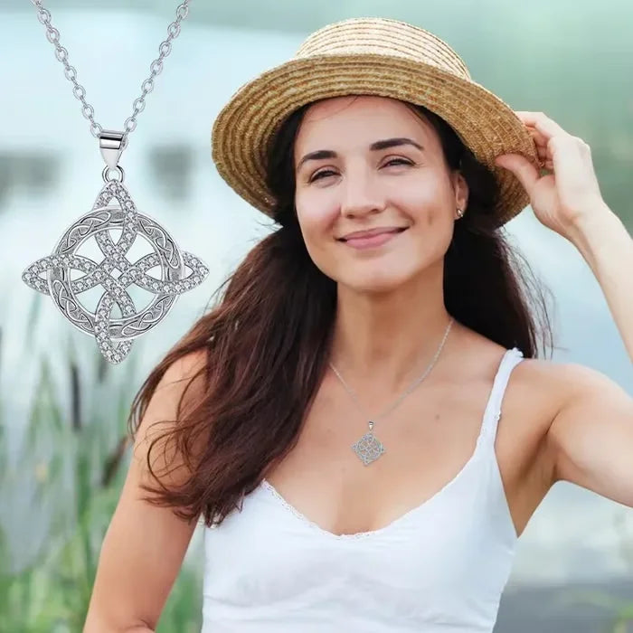 Collier nœud de sorcière