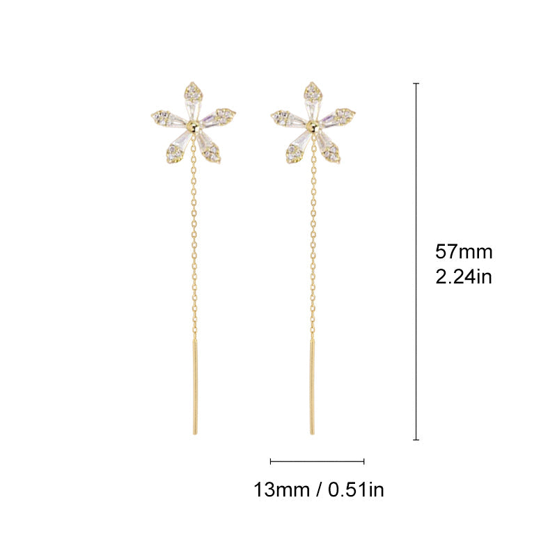 Boucles d'oreilles fleur en diamant brillant