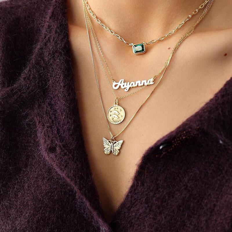 Collier lettre A et papillon