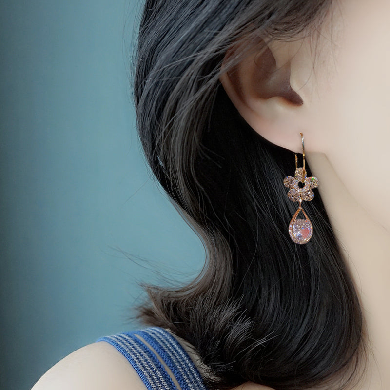 Boucles d'oreilles fleurs en cristal