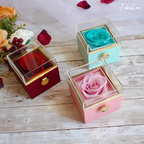 Boîte à bijoux Rose Éternelle avec collier