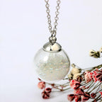 Collier pendentif boule