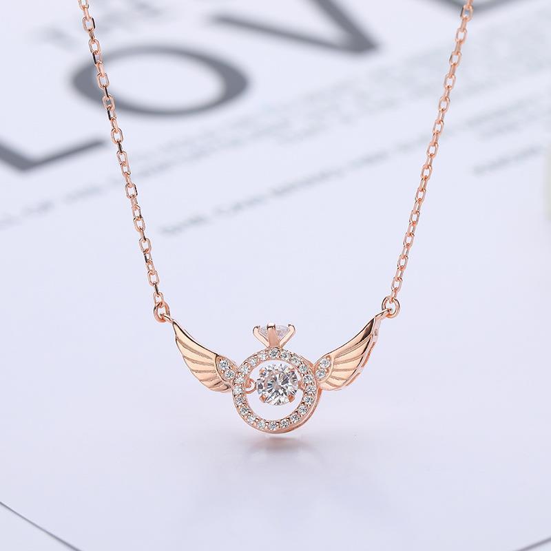 Collier aile d'ange en strass