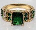 Bague de mariage avec zircon vert