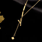Collier initiale charmant