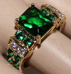 Bague de mariage avec zircon vert