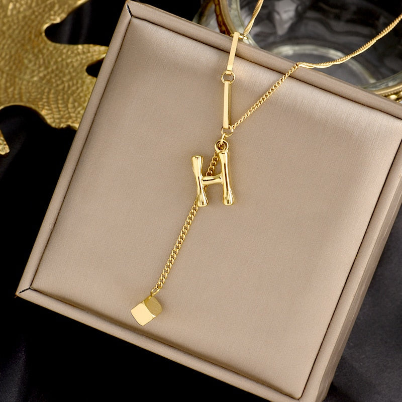Collier initiale charmant