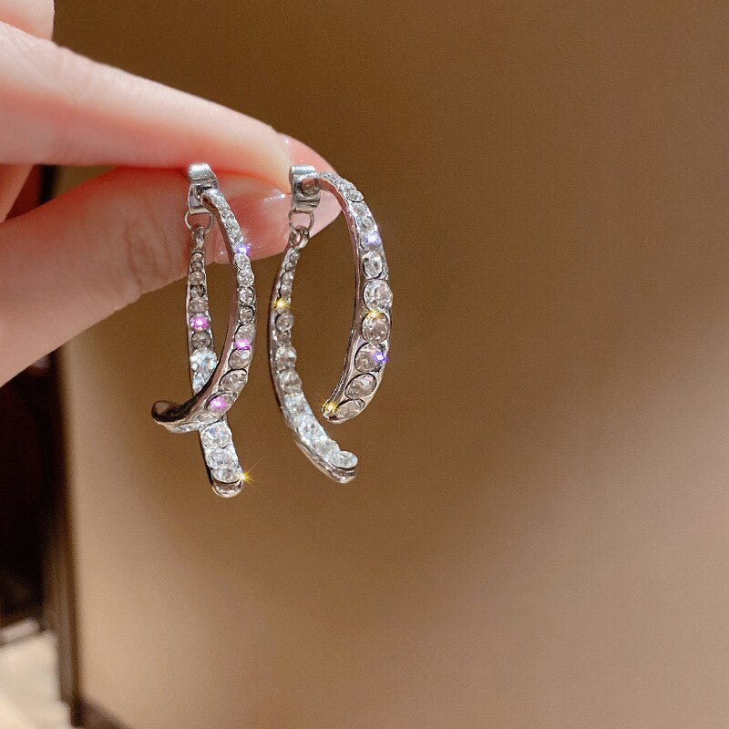 Boucles d'oreilles géométriques en strass style coréen