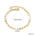 Damen Armband mit feinen Perlen und eleganten Blütenakzenten