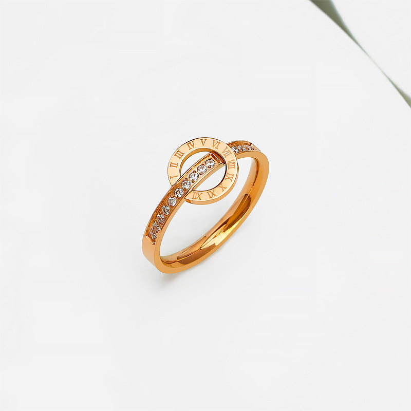 Bague élégante pour femme au design numérique ludique