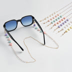 Chaîne de lunettes perlée en forme de cœur