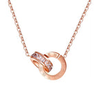 Collier à pendentif anneaux entrelacés élégant pour femme