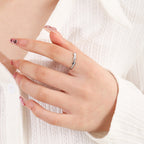 Bague créateur pour femme au design éclair moderne
