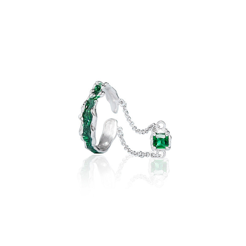 Bague pour femme au design minimaliste avec pierre précieuse