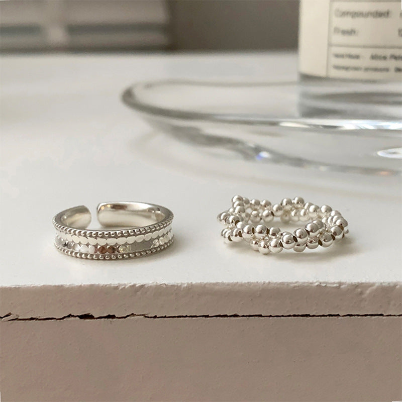 Bague en argent pour femme avec texture artistique