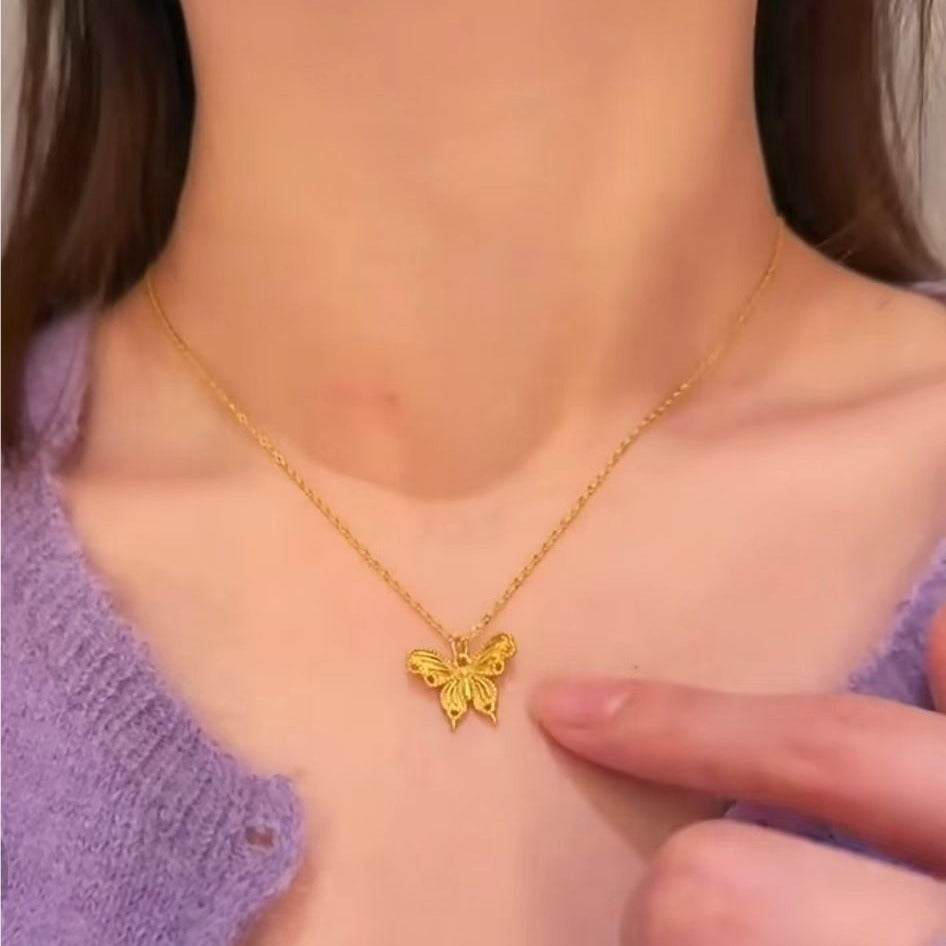 Collier pour femme avec pendentif papillon
