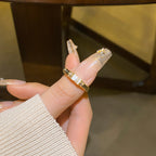 Bague pour femme design bambou avec accents étincelants