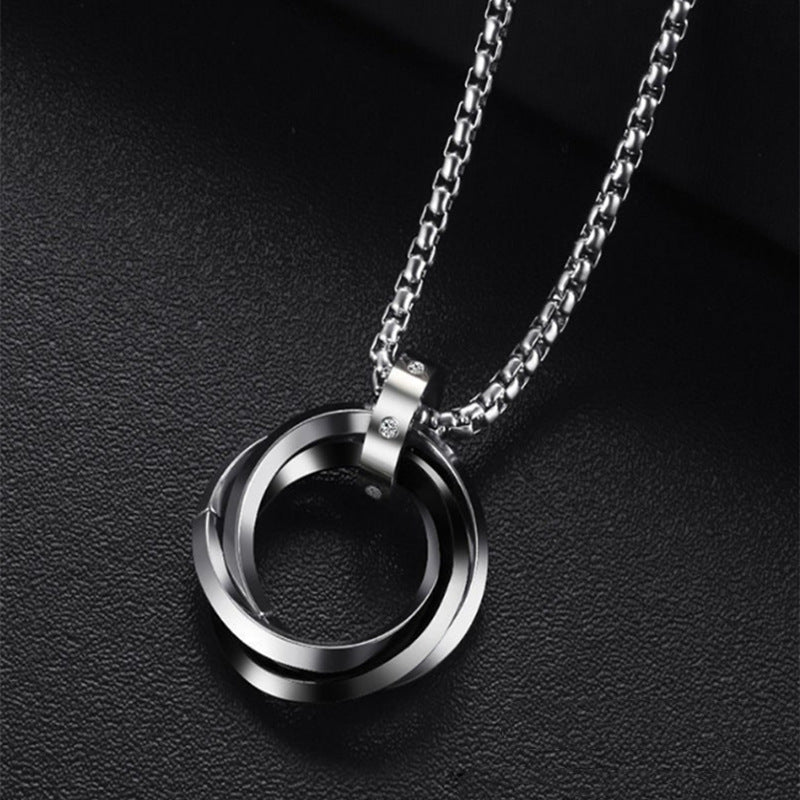 Collier anneaux entrelacés