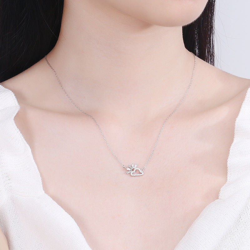 Collier pour femme avec pendentif nuage et soleil en zircon