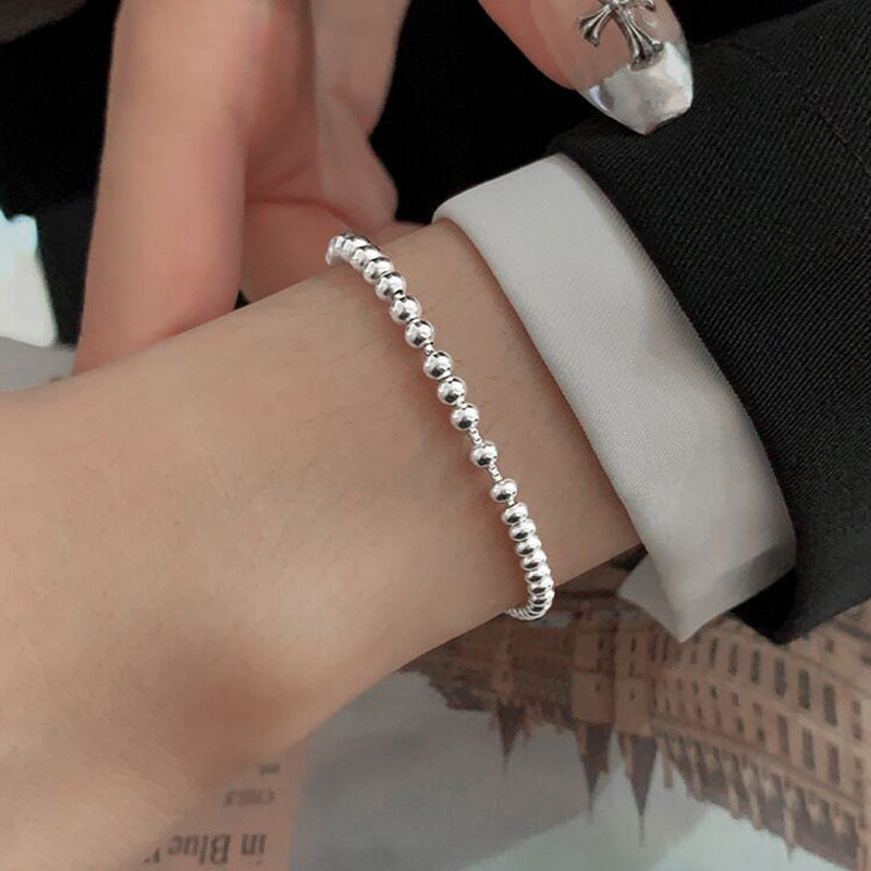 Collier délicat pour femme avec détails de perles brillantes