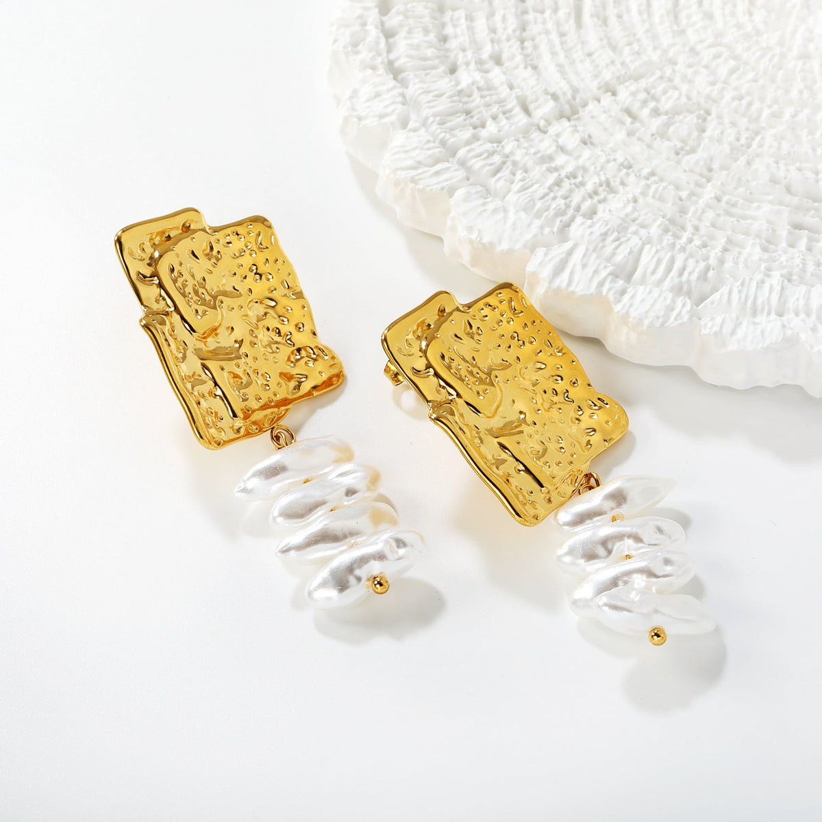 Boucles d'oreilles pendantes texturées pour femme