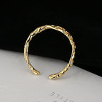Bracelet rigide pour femme au design organique