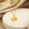 Collier pour femme avec pendentif papillon élégant