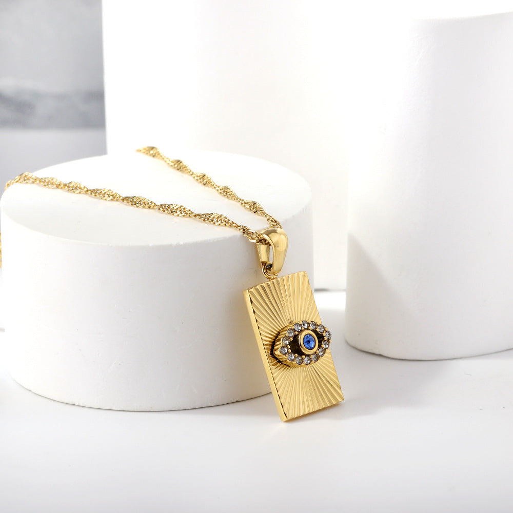 Collier pour femme avec pendentif carré orné de cristaux