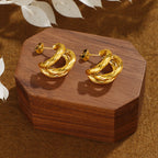 Boucles d'oreilles élégantes pour femme au design incurvé