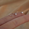Boucles d'oreilles puces étincelantes et élégantes