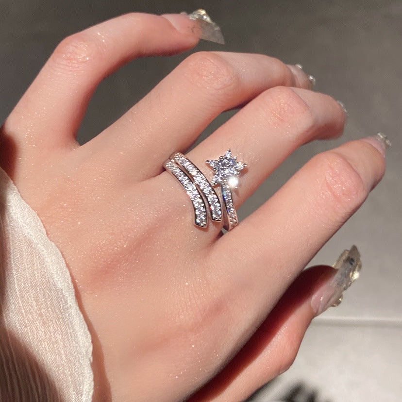 Bague pour femme avec motif étoile et zircons