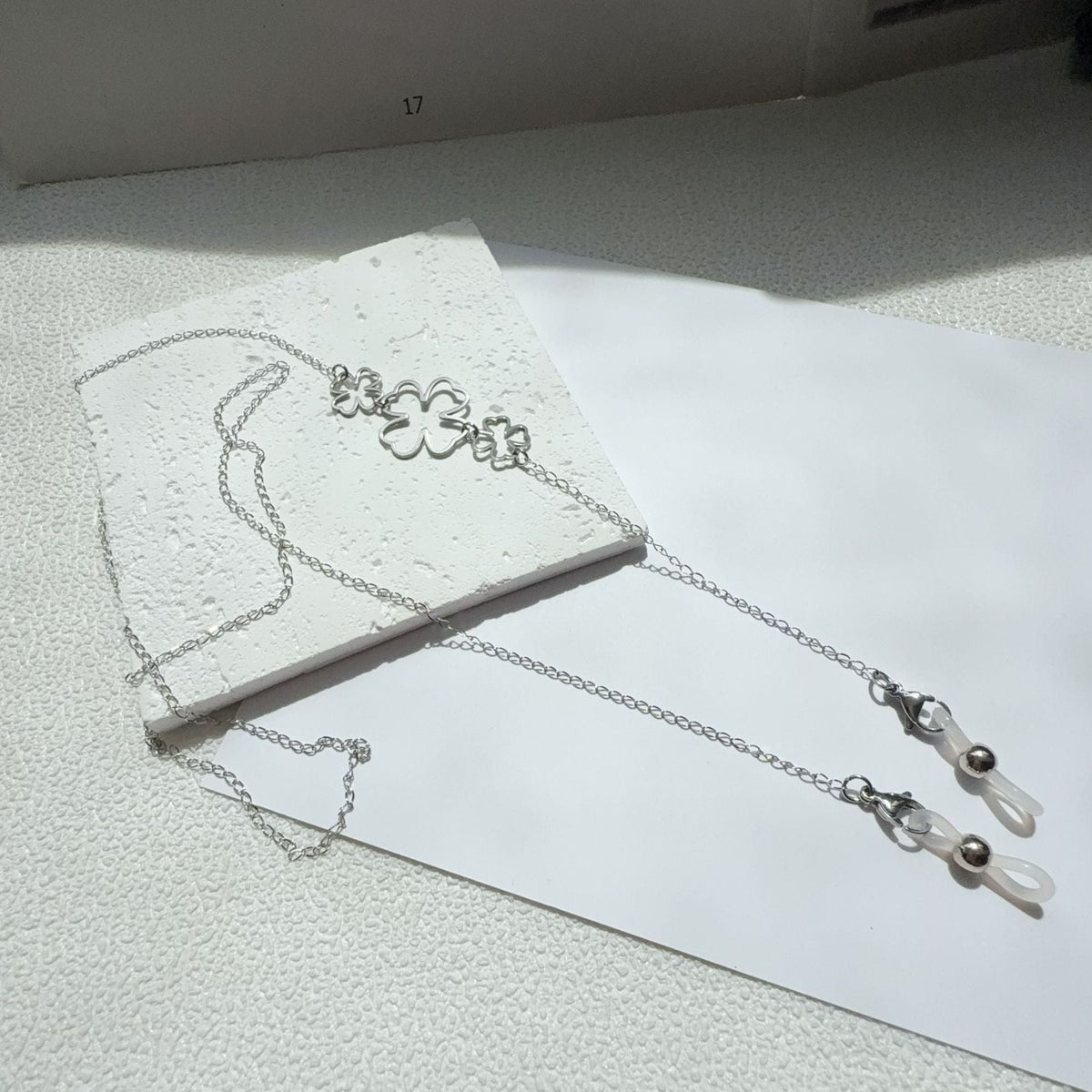 Collier pendentif floral bohème